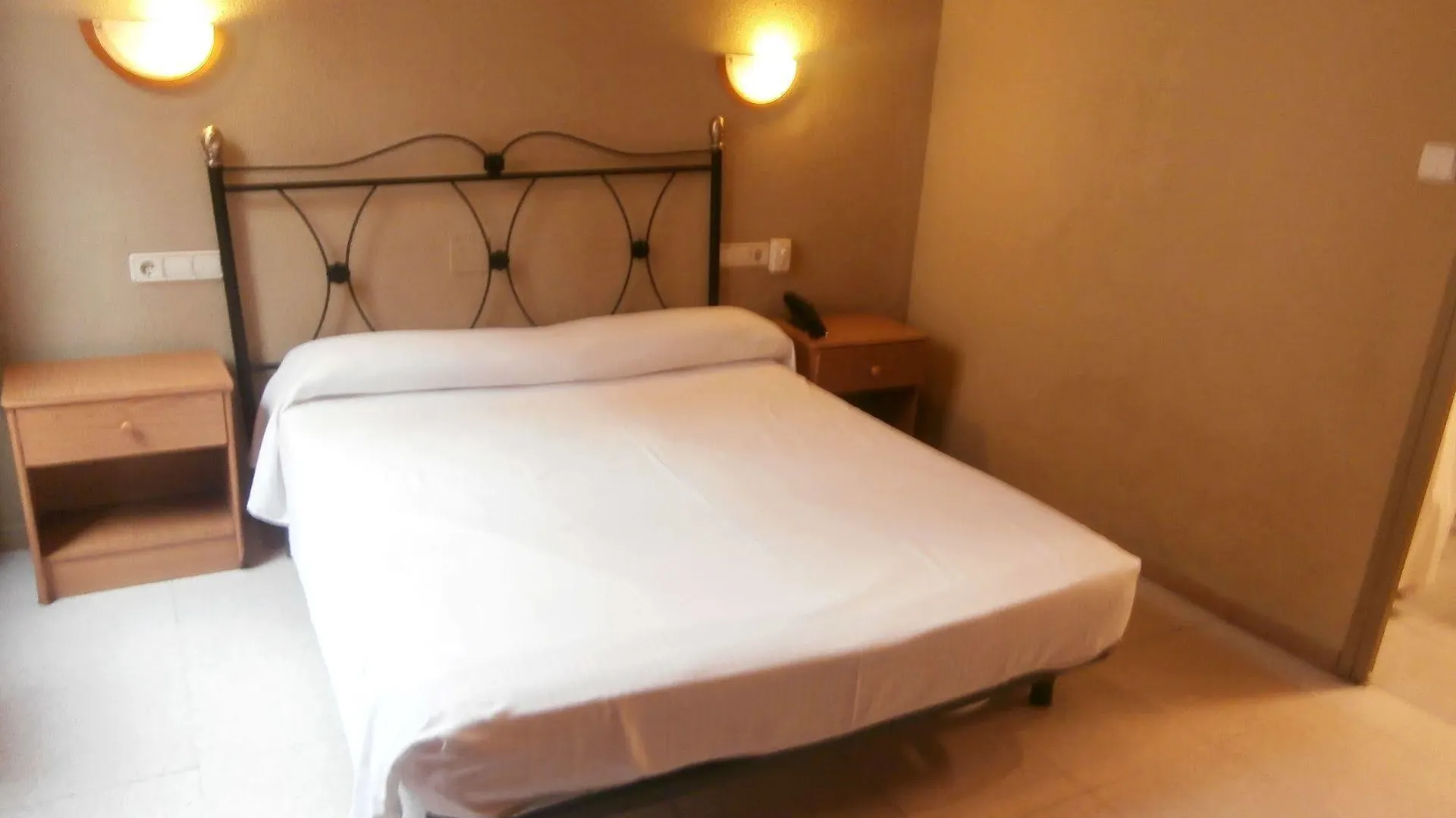 Hotel Jaume I Barcelona 0*,  Espanha