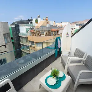 Tusity Yeah , Las Palmas de Gran Canaria Spagna
